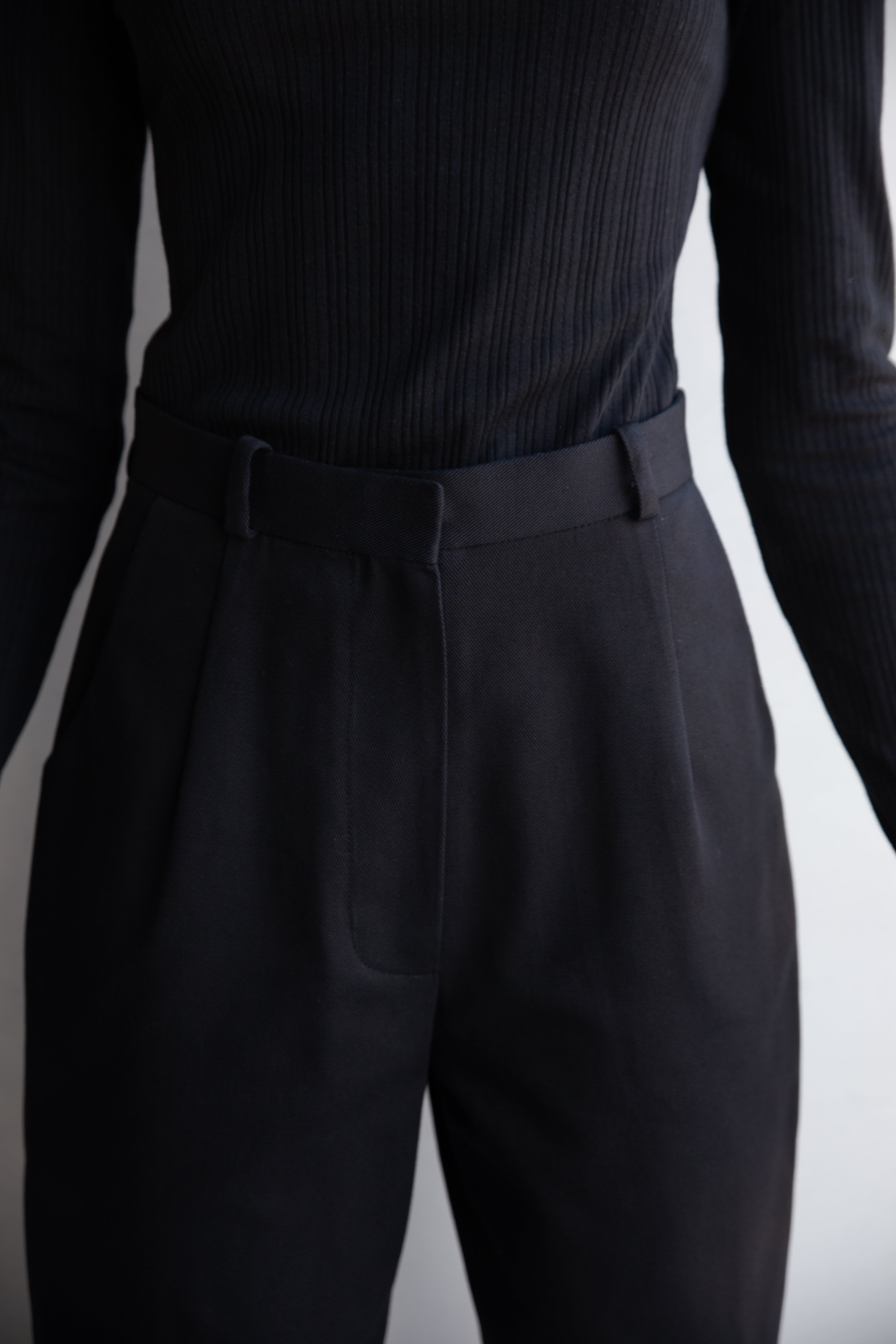 Pants n. 1F image 3